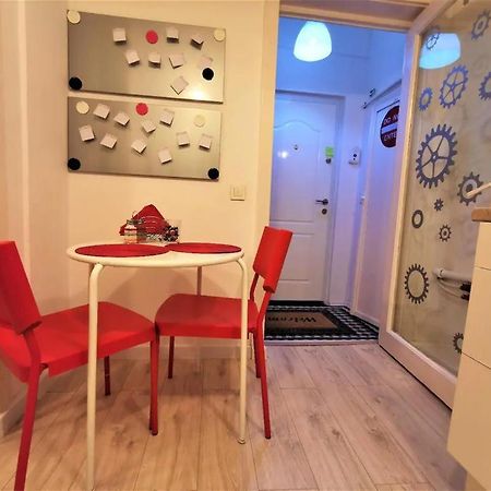 דירות בוקרשט Luxury Piata Universitate Old Town מראה חיצוני תמונה