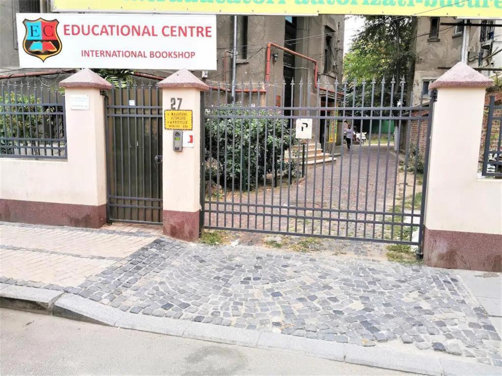 דירות בוקרשט Luxury Piata Universitate Old Town מראה חיצוני תמונה